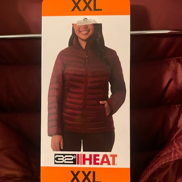 New Red wood light jacket. Ultra light down. Women’s XXL - Picture 2 of 7